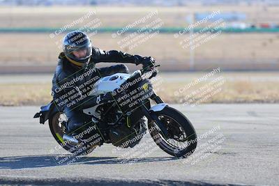 media/Feb-05-2023-Classic Track Day (Sun) [[c35aca4a42]]/Group 3/session 4 turn 4/